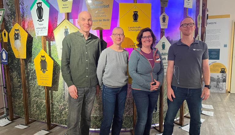 Jeanette Toussaint, Dr. Ralf Forster, Dr. Ina Pokorny und Direktor Dr. Jobst Pfaender in der neuen Sonderausstellung 